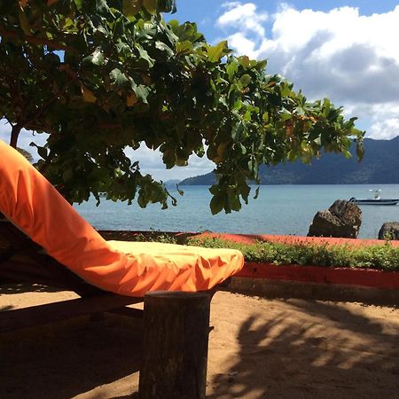 Floraly Komba Hotel - Nosy Komba Екстериор снимка
