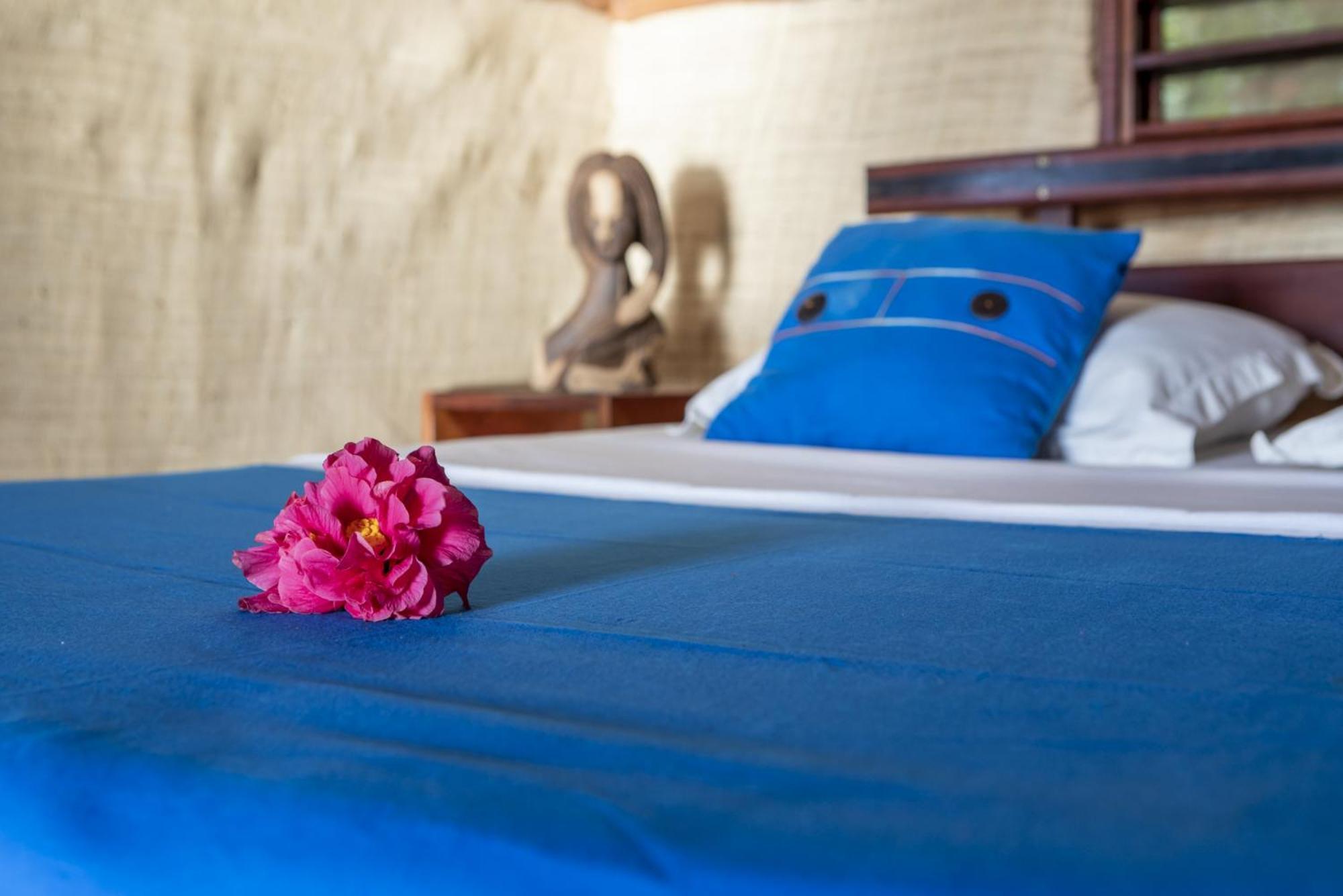 Floraly Komba Hotel - Nosy Komba Екстериор снимка